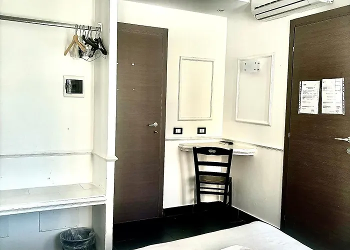 Hostel Palace *